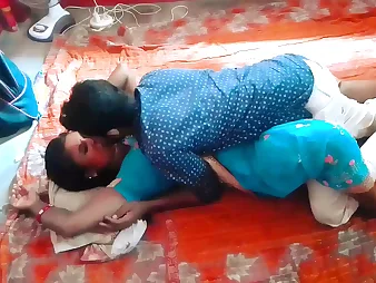 India's Desi Wife Heads Insatiable nearby Desi Romp plus Cock ball torture