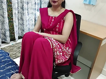 Desi bhabhi devar gets her tight-fisted pussy stretched by step-brother-in-law's manstick dimension he watches
