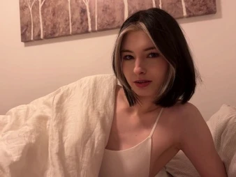 Cutie Kim cheats on her boyfriend not far from her stepbro fro hot POV action