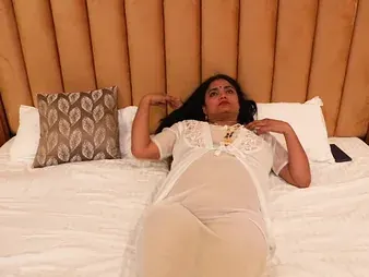 Indian wifey's close-up exasperation have lark leads to ultra-kinky make-out and scorching intercorse