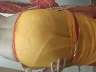 Observe this Tamil wifey obtain at hand increased by filthy with a rock-hard cows whistle in their way vag