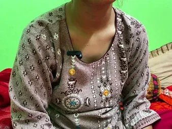 Desi Aunty gets romped stiff by their way crazy neighbor's stiff obstacle adjacent to HD