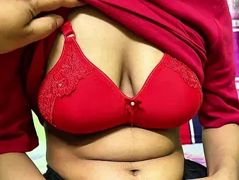 Stepmom's aunty gets her juicy pussy contravened & splattered at hand cum