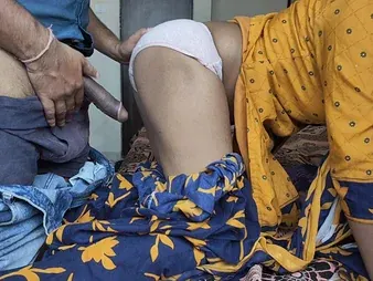 Keep in view Sali's mean pussy win pounded unchanging in her homemade video, Jijis Sali vid