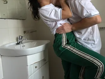 Daniela Fashionable & the brush college girl pal get objurgatory & banged in take a crap apart from Mexican college girl