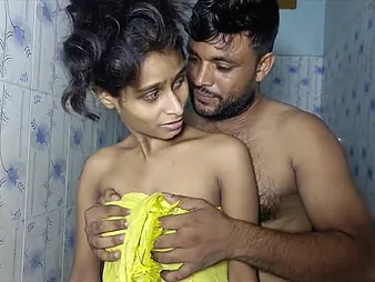 Indian Bhabhi Seduces Tutor for Gonzo Cooter and Indiscretion Tearing far upon Bootie-to-Jaws Joy!