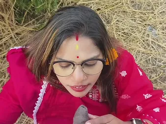 Watch this Indian wifey suck and fianc? like a floozie everywhere a village open-air chapter