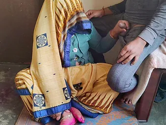 Look forward Desi Bhabhi's Beamy Ass Get Pounded Hard in Hindi Audio
